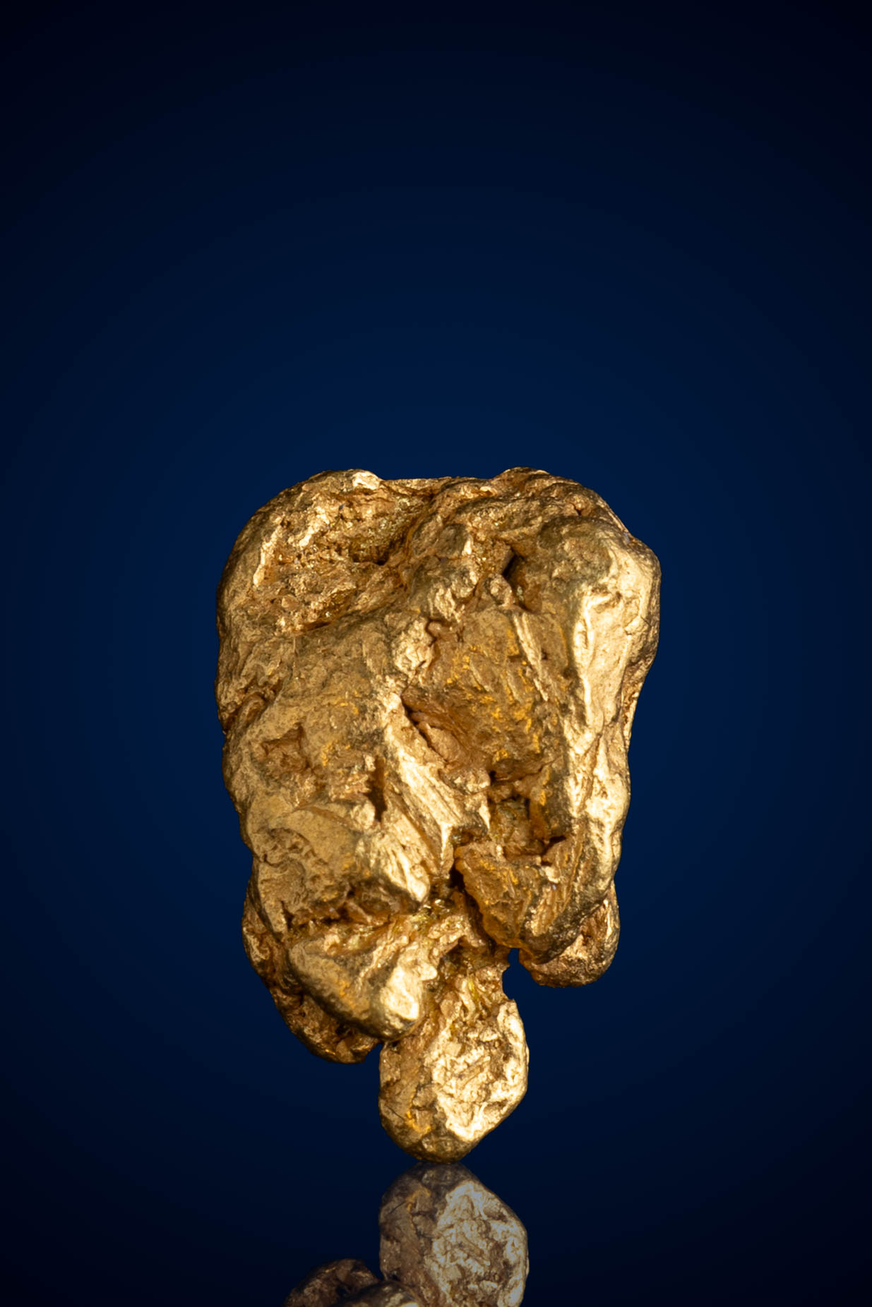 (image for) Bulbous, Organic Natural Gold Nugget - Alaska - 4.29 grams